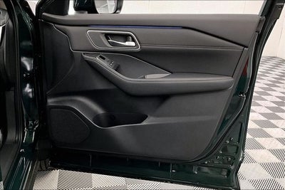 2026 Nissan Rogue Platinum AWD - Premium Package