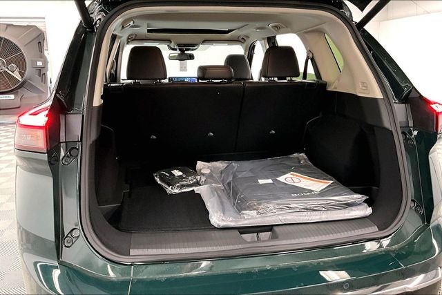 2026 Nissan Rogue Platinum AWD - Premium Package