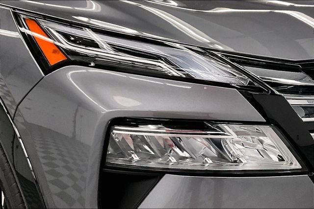 2026 Nissan Rogue Platinum AWD - Premium Package