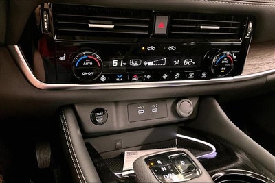 2026 Nissan Rogue Platinum AWD - Premium Package