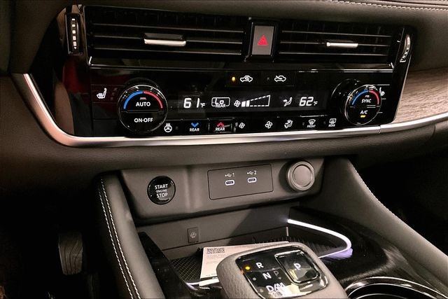 2026 Nissan Rogue Platinum AWD - Premium Package