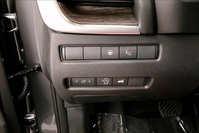 2026 Nissan Rogue Platinum AWD - Premium Package