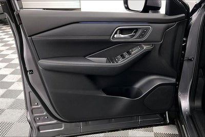 2026 Nissan Rogue Platinum AWD - Premium Package