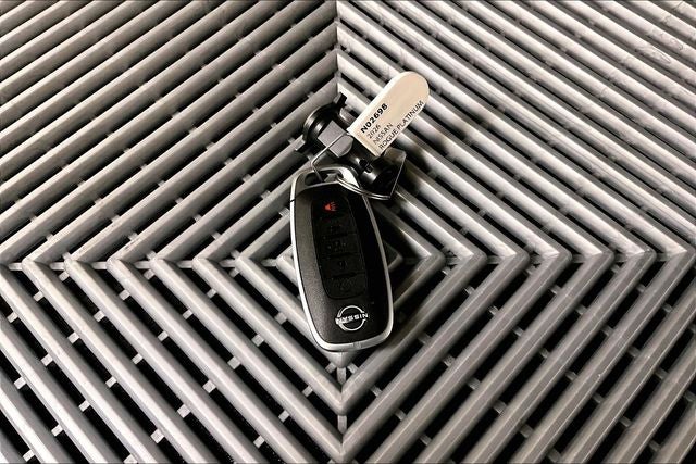 2026 Nissan Rogue Platinum AWD - Premium Package