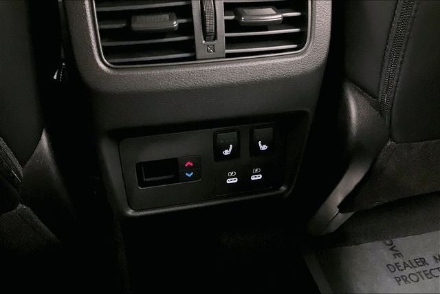 2026 Nissan Rogue Platinum AWD - Premium Package