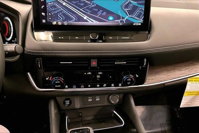 2026 Nissan Rogue Platinum AWD - Premium Package