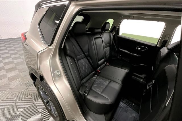 2026 Nissan Rogue Platinum AWD - Premium Package