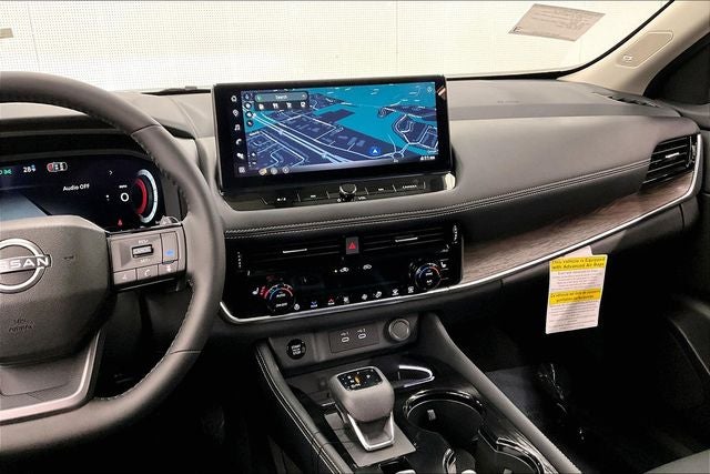 2026 Nissan Rogue Platinum AWD - Premium Package