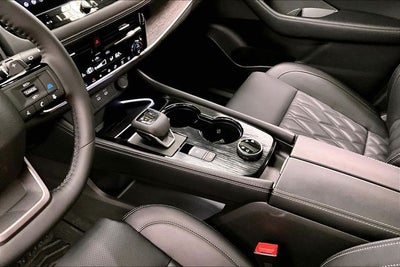 2025 Nissan Rogue Platinum