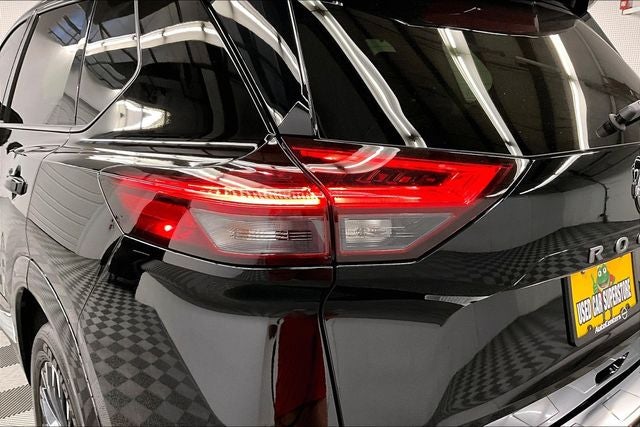 2025 Nissan Rogue Platinum