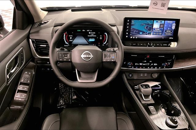 2026 Nissan Rogue Platinum AWD - Premium Package