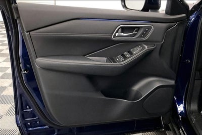 2026 Nissan Rogue Platinum AWD - Premium Package