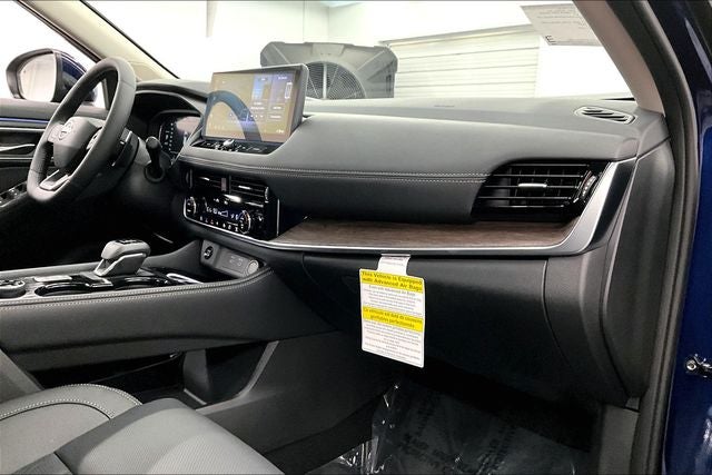 2026 Nissan Rogue Platinum AWD - Premium Package