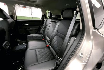 2026 Nissan Rogue Platinum AWD - Premium Package