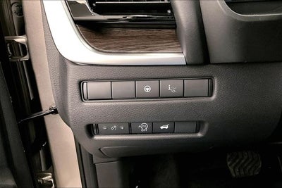 2026 Nissan Rogue Platinum AWD - Premium Package