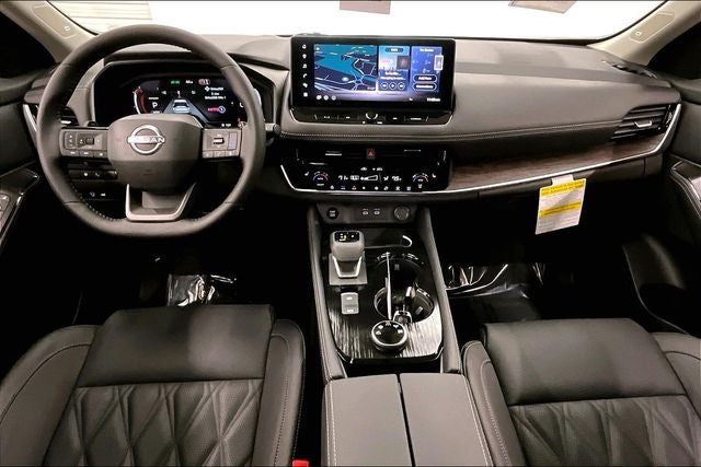 2026 Nissan Rogue Platinum AWD - Premium Package