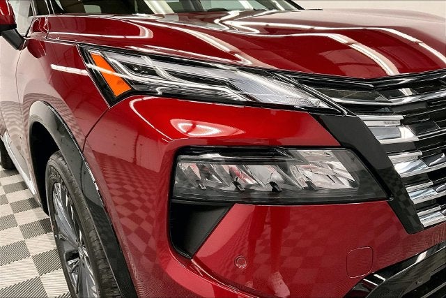 2026 Nissan Rogue Platinum AWD - Premium Package