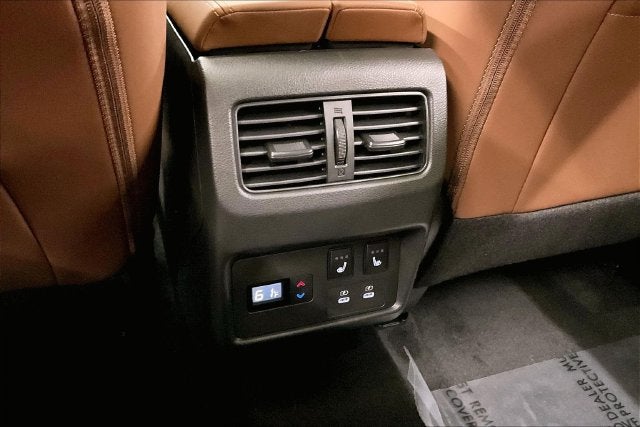 2026 Nissan Rogue Platinum AWD - Premium Package