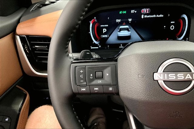 2026 Nissan Rogue Platinum AWD - Premium Package