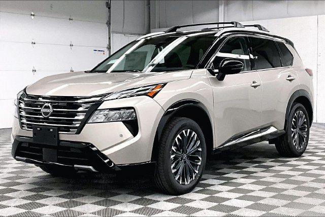 2026 Nissan Rogue Platinum AWD - Premium Package