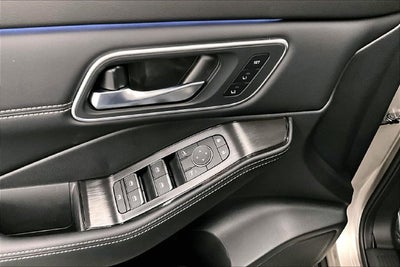 2026 Nissan Rogue Platinum AWD - Premium Package