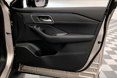2026 Nissan Rogue Platinum AWD - Premium Package