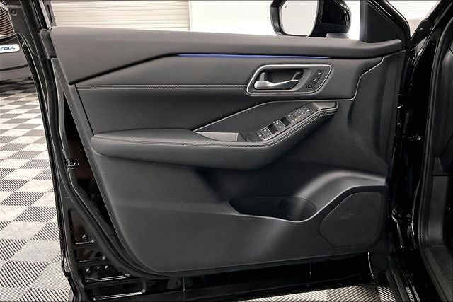 2026 Nissan Rogue Platinum AWD - Premium Package