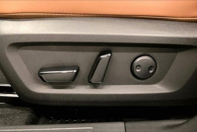 2026 Nissan Rogue Platinum AWD - Premium Package