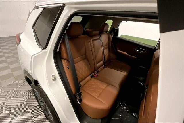 2026 Nissan Rogue Platinum AWD - Premium Package