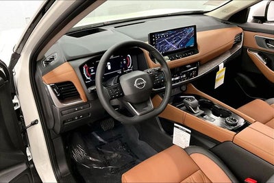2026 Nissan Rogue Platinum AWD - Premium Package