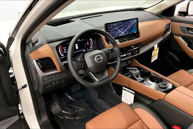 2026 Nissan Rogue Platinum AWD - Premium Package