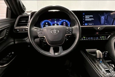2024 Toyota Crown Limited
