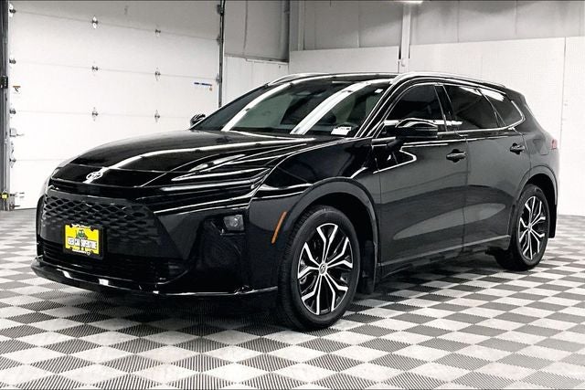 2025 Toyota Crown Signia XLE AWD - Adaptive Cruise - Htd Leather