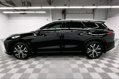 2025 Toyota Crown Signia XLE AWD - Adaptive Cruise - Htd Leather