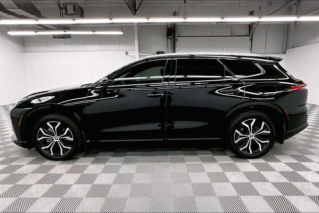 2025 Toyota Crown Signia XLE AWD - Adaptive Cruise - Htd Leather