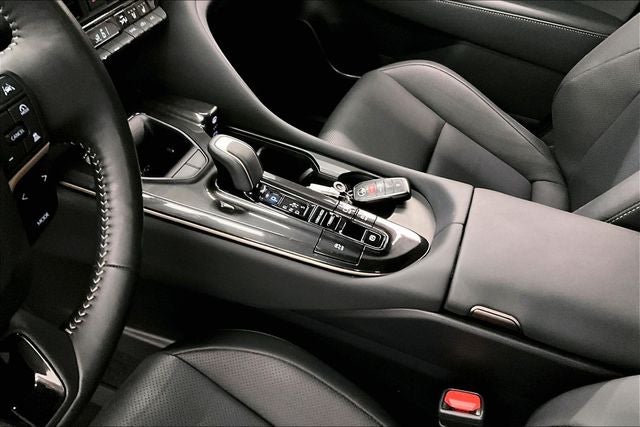 2025 Toyota Crown Signia XLE AWD - Adaptive Cruise - Htd Leather