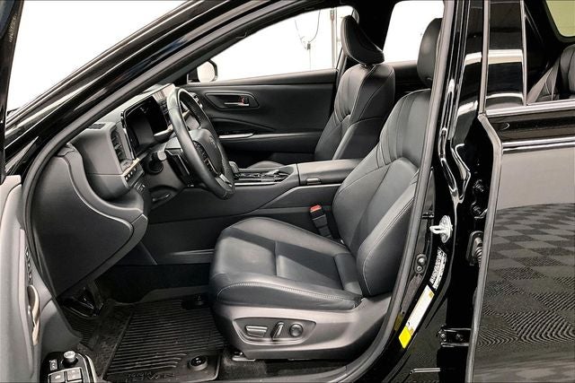 2025 Toyota Crown Signia XLE AWD - Adaptive Cruise - Htd Leather