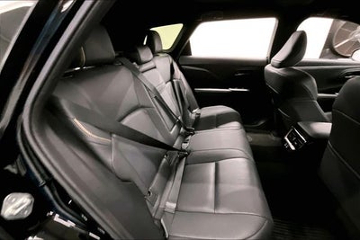 2025 Toyota Crown Signia XLE AWD - Adaptive Cruise - Htd Leather