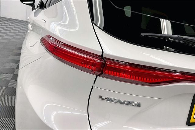 2021 Toyota Venza Limited AWD - Pano Roof - Htd/Cooled Seats