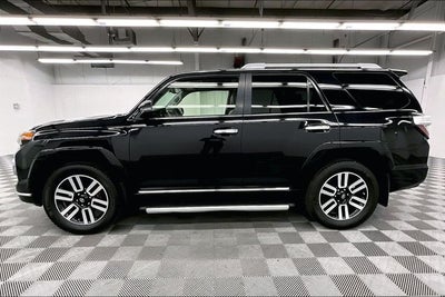 2017 Toyota 4Runner Limited 4x4 - Sunroof - Htd/Cooled Leather - 20'' Wheels