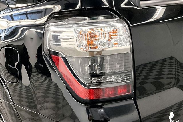 2017 Toyota 4Runner Limited 4x4 - Sunroof - Htd/Cooled Leather - 20'' Wheels