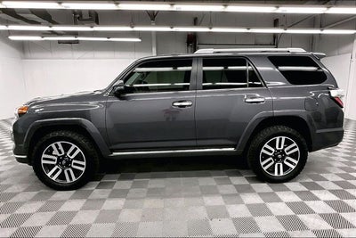 2023 Toyota 4Runner Limited 4x4 - Sunroof - Htd/Cooled Leather - 20'' Wheels