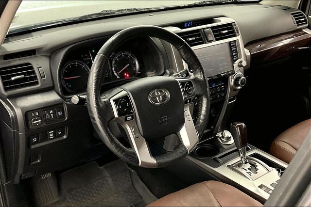 2023 Toyota 4Runner Limited 4x4 - Sunroof - Htd/Cooled Leather - 20'' Wheels