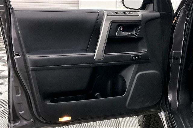 2023 Toyota 4Runner Limited 4x4 - Sunroof - Htd/Cooled Leather - 20'' Wheels