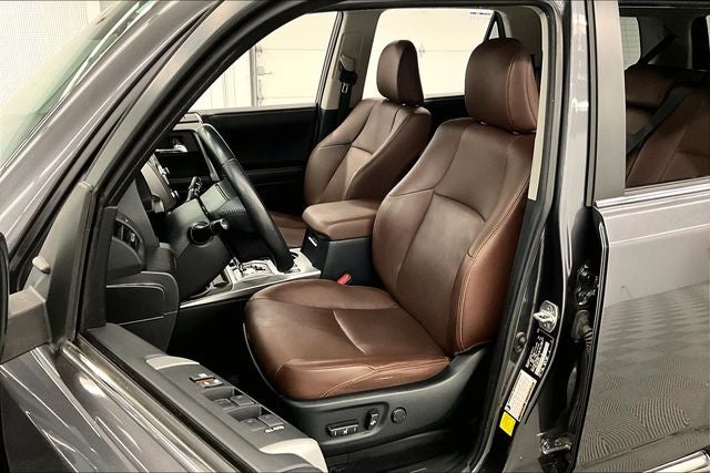 2023 Toyota 4Runner Limited 4x4 - Sunroof - Htd/Cooled Leather - 20'' Wheels