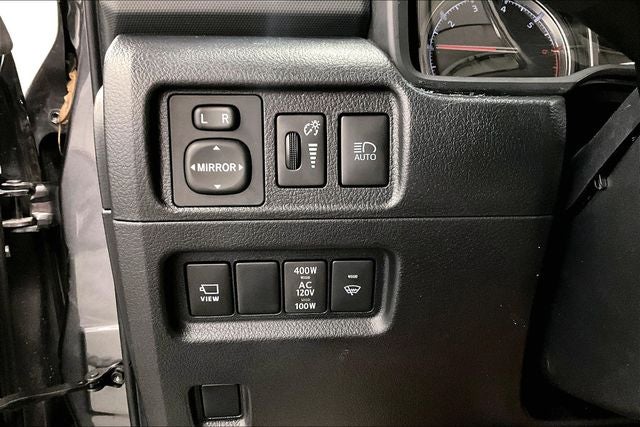 2023 Toyota 4Runner Limited 4x4 - Sunroof - Htd/Cooled Leather - 20'' Wheels