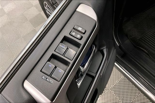 2023 Toyota 4Runner Limited 4x4 - Sunroof - Htd/Cooled Leather - 20'' Wheels