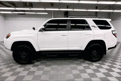 2024 Toyota 4Runner TRD Off-Road