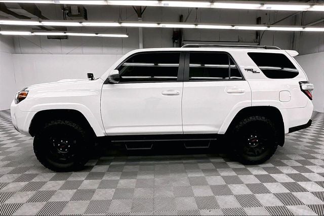 2024 Toyota 4Runner TRD Off-Road