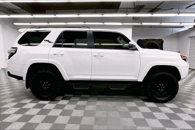 2024 Toyota 4Runner TRD Off-Road